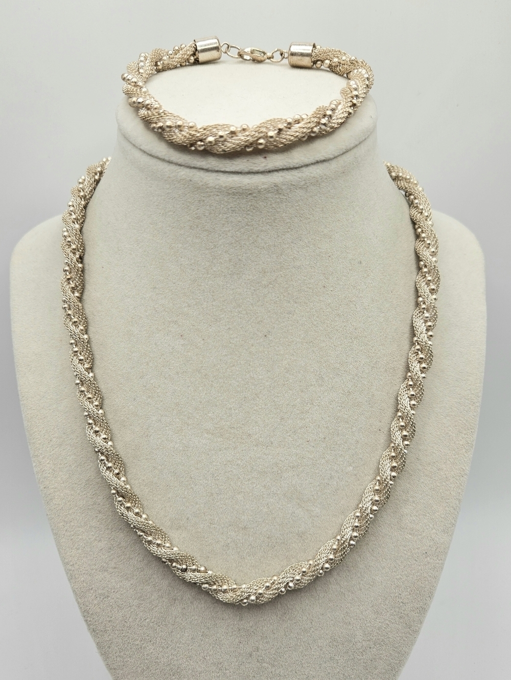 VINTAGE Silver Tone Mesh Beaded Twisted Rope Necklace and Bracelet Set